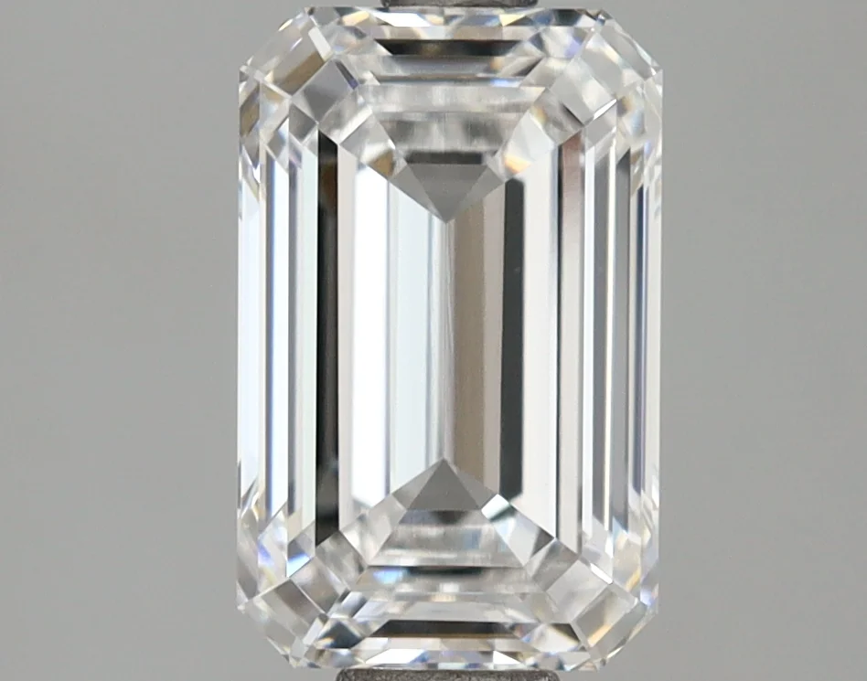 2.01 ct Emerald