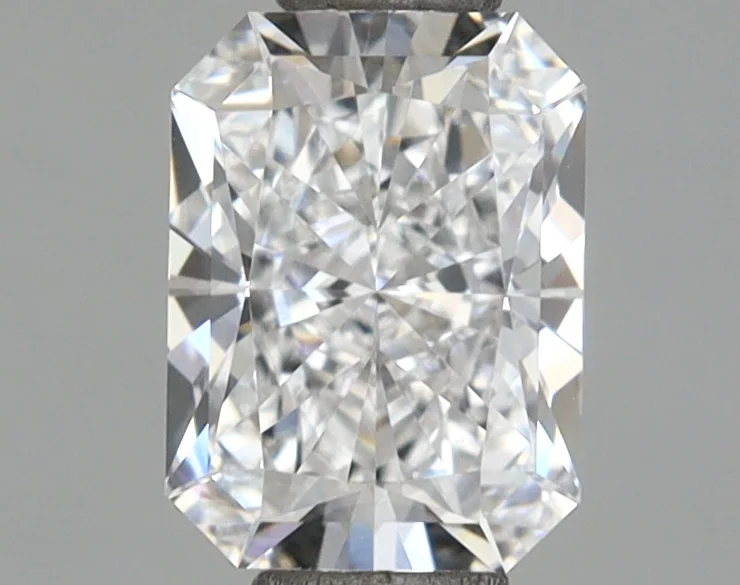 1.05 ct Radiant